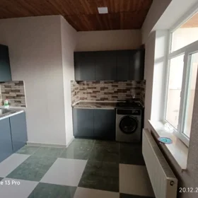 In Baku 120.0 m² house with 4.0 rooms is for sale - Image 2