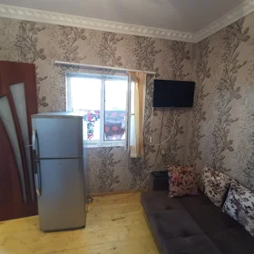 In Baku 18.0 m² house with 1.0 rooms is for rent - Image 2