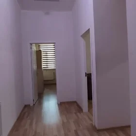 In Baku 73.0 m² apartment is for sale - Image 4