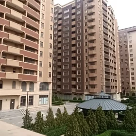 In Baku 114.0 m² apartment is for sale