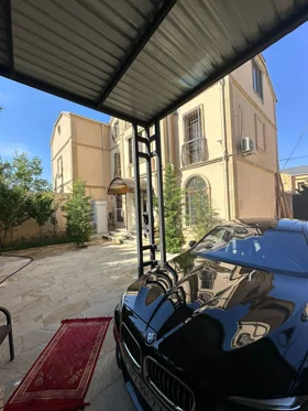 In Baku 224.0 m² house with 4.0 rooms is for sale - Image 2