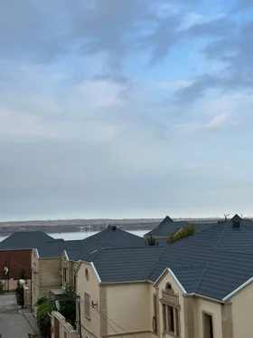 In Baku 224.0 m² house with 4.0 rooms is for sale - Image 4