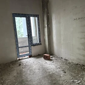 In Baku 43.0 m² apartment is for sale - Image 2