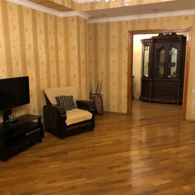 In Baku 115.0 m² apartment is for rent - Image 4