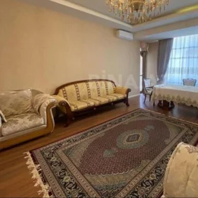 In Baku 114.0 m² apartment is for rent - Image 2
