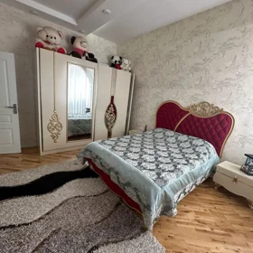 In Baku 105.0 m² apartment is for sale - Image 3