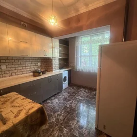 In Baku 110.0 m² apartment is for rent - Image 2