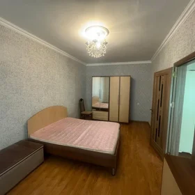 In Baku 110.0 m² apartment is for rent - Image 4