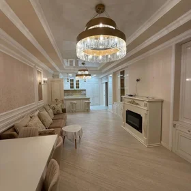 In Baku 200.0 m² apartment is for rent - Image 3