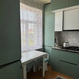 In Baku 75.0 m² apartment is for sale - Image 5