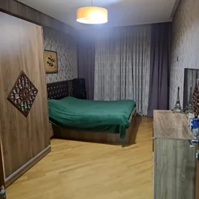 In Baku 125.0 m² apartment is for sale - Image 4