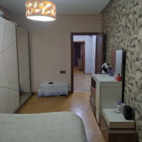 In Baku 125.0 m² apartment is for sale - Image 5