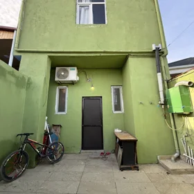 In Baku 150.0 m² house with 5.0 rooms is for sale - Image 3