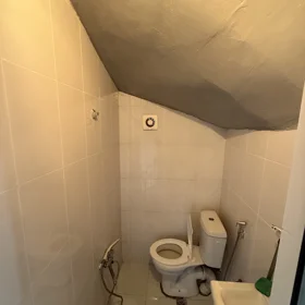 In Baku 150.0 m² house with 5.0 rooms is for sale - Image 4