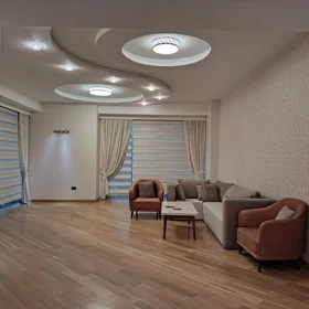 In Baku 260.0 m² apartment is for rent - Image 5