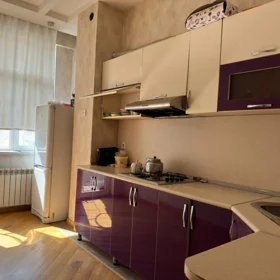 In Baku 110.0 m² apartment is for sale - Image 2