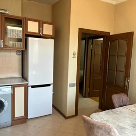 In Baku 60.0 m² apartment is for rent - Image 3