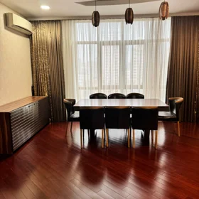 In Baku 160.0 m² apartment is for rent - Image 2