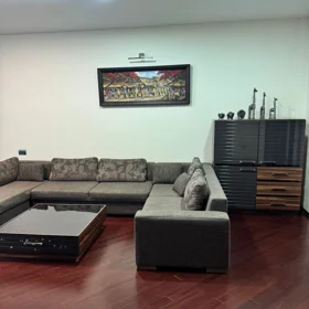 In Baku 160.0 m² apartment is for rent - Image 4