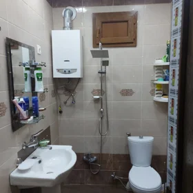 In Khirdalan 120.0 m² house with 4.0 rooms is for sale - Image 5