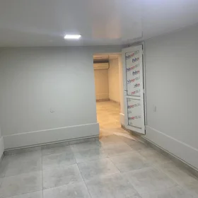 In Baku 75.0 m² commercial is for rent - Image 4