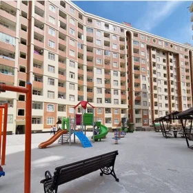 In Baku 90.0 m² apartment is for sale - Image 3