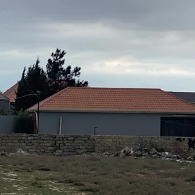 In Baku 144.0 m² house with 4.0 rooms is for sale - Image 2