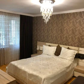 In Baku 70.0 m² apartment is for sale - Image 5