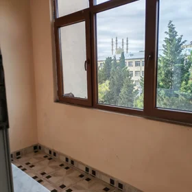 In Baku 50.0 m² apartment is for rent - Image 3