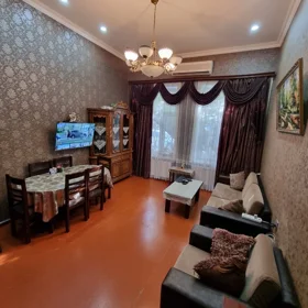 In Baku 80.0 m² house with 3.0 rooms is for rent - Image 3