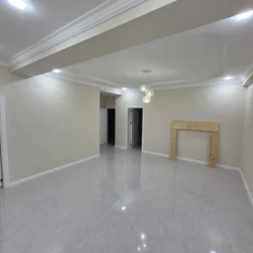 In Baku 156.0 m² apartment is for rent - Image 4