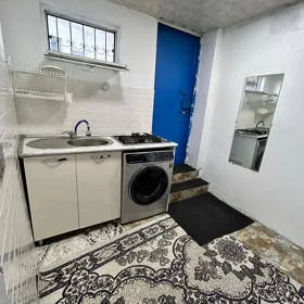 In Baku 55.0 m² house with 3.0 rooms is for sale - Image 3