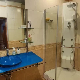 In Baku 98.0 m² apartment is for rent - Image 4