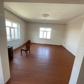 In Baku 120.0 m² house with 5.0 rooms is for sale - Image 5