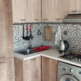 In Baku 50.0 m² apartment is for rent - Image 2