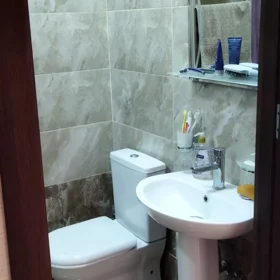 In Baku 50.0 m² apartment is for rent - Image 4