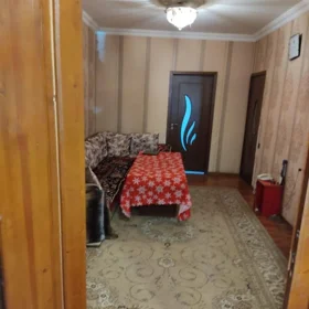In Baku 85.0 m² apartment is for sale - Image 3