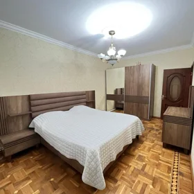In Baku 80.0 m² apartment is for rent - Image 2