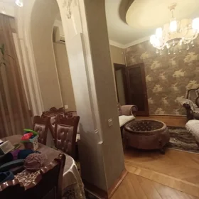 In Baku 105.0 m² apartment is for sale - Image 5