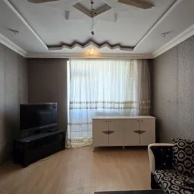 In Baku 70.0 m² apartment is for sale - Image 5