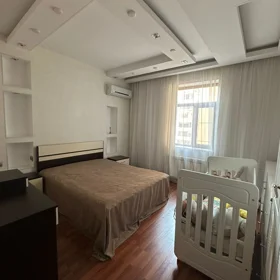 In Baku 82.0 m² apartment is for rent - Image 5