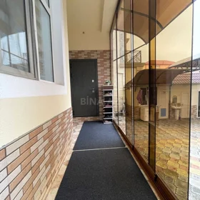 In Baku 340.0 m² house with 5.0 rooms is for sale - Image 5