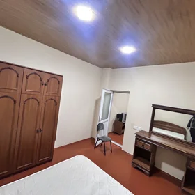 In Baku 90.0 m² apartment is for rent - Image 5