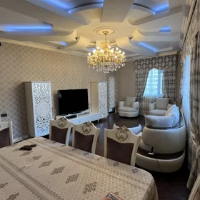 In Baku 153.0 m² apartment is for rent - Image 2