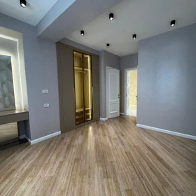 In Baku 125.0 m² apartment is for sale - Image 3