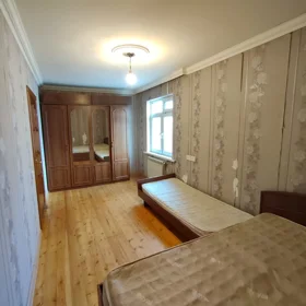 In Khirdalan 45.0 m² apartment is for rent - Image 5