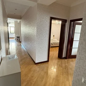 In Baku 130.0 m² apartment is for rent - Image 5