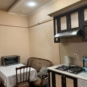 In Baku 68.0 m² apartment is for sale - Image 3