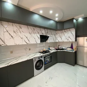 In Baku 87.0 m² apartment is for rent - Image 3