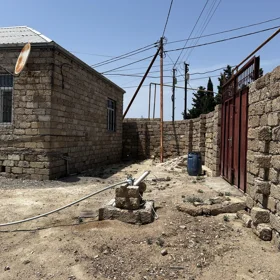 In nan 100.0 m² house with 2.0 rooms is for sale - Image 2